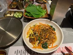 -草家酱蟹炭火烤肉店(珲春南路一店)