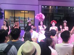 -西蒙人妖秀