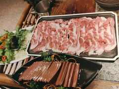 -老牌坊云南鱼豆花火锅(哈西万达店)