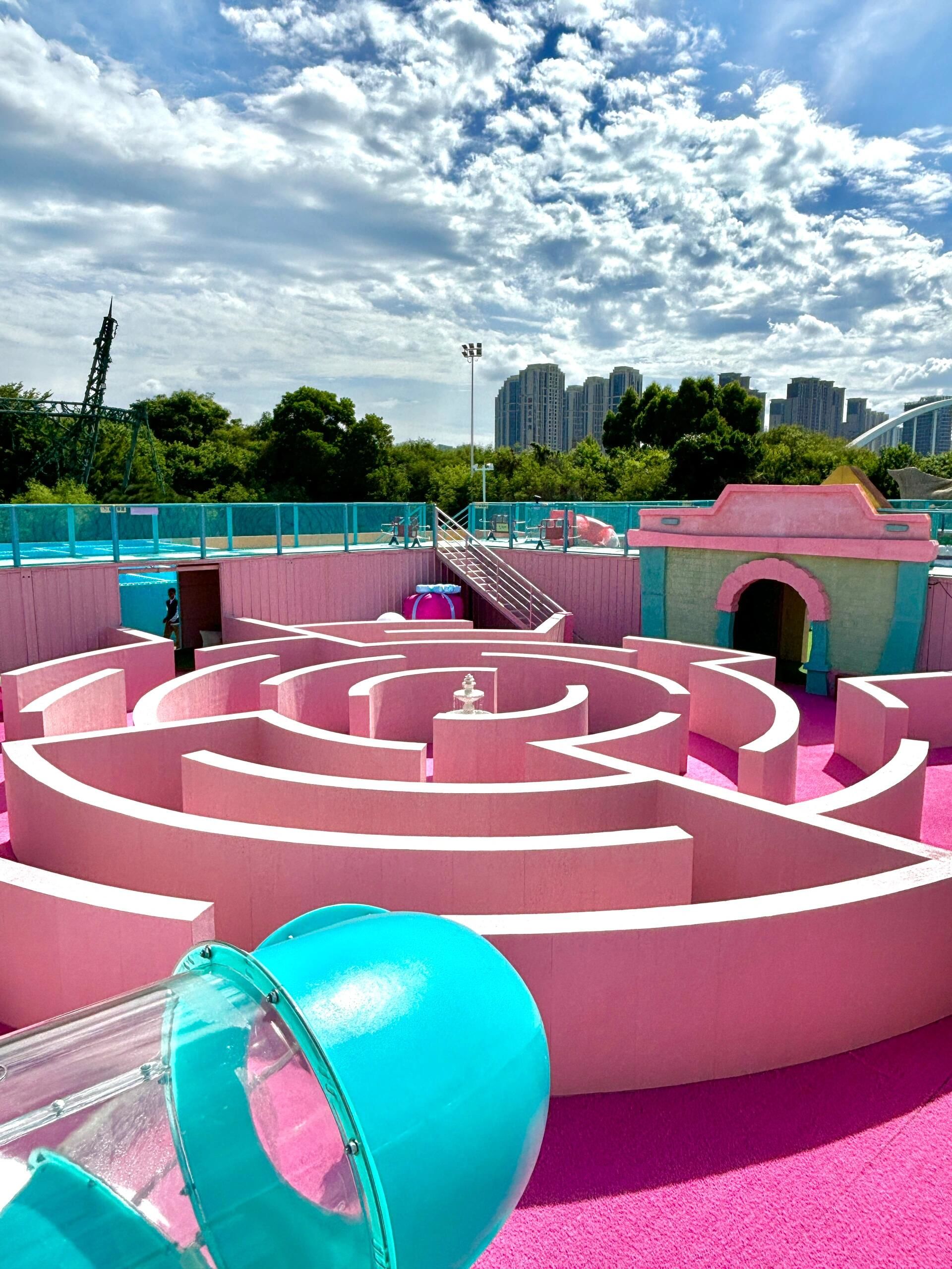还是富人区会玩呀‼️新开的大型迷宫乐园🎡