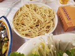 -霄汉牛三鲜湖北砂锅菜(万松园2店)