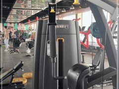 -健龙森俱乐部·游泳·健身·羽毛球综合体育馆