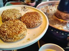 芝麻饼-东来顺·非遗火锅(赛格国际购物中心店)