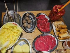 -邹开喜·炭炉鸡煲·海鲜火锅(虹口足球场店)