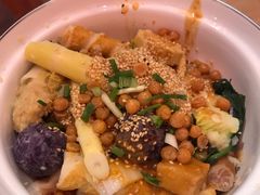 -小蛮椒麻辣烫·麻辣拌(青浦宝龙店)