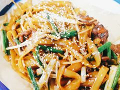 爆炒牛河-荔银肠粉(广州天河华利路店)