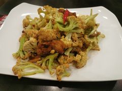 花肉炒菜花-老牌坊•鲁菜名店•地道济南菜(大观园商埠店)