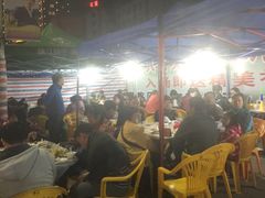 -覃记海鲜美食餐厅