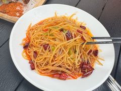 -王飞大盘鸡·新疆菜·烧烤(奎屯店)