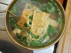-东大桥小国抻面烧烤(长通路店)