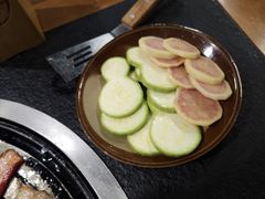 -阿山卓·野生菌火锅·纳西火塘烤肉