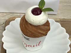 -VERIE BAKEHOUSE