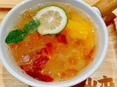 银耳桃桃-炖物24章·顺时轻养茶(黄龙店)