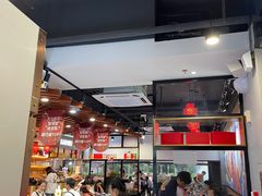 大堂-三妹小龙虾·黄油蟹(华侨城总店)
