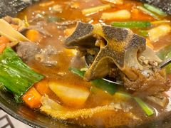 -霄汉牛三鲜湖北砂锅菜(万松园2店)