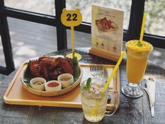 炸鸡-莓园冰淇淋店