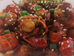 -捌贰虾蟹·江湖菜馆(江汉路店)