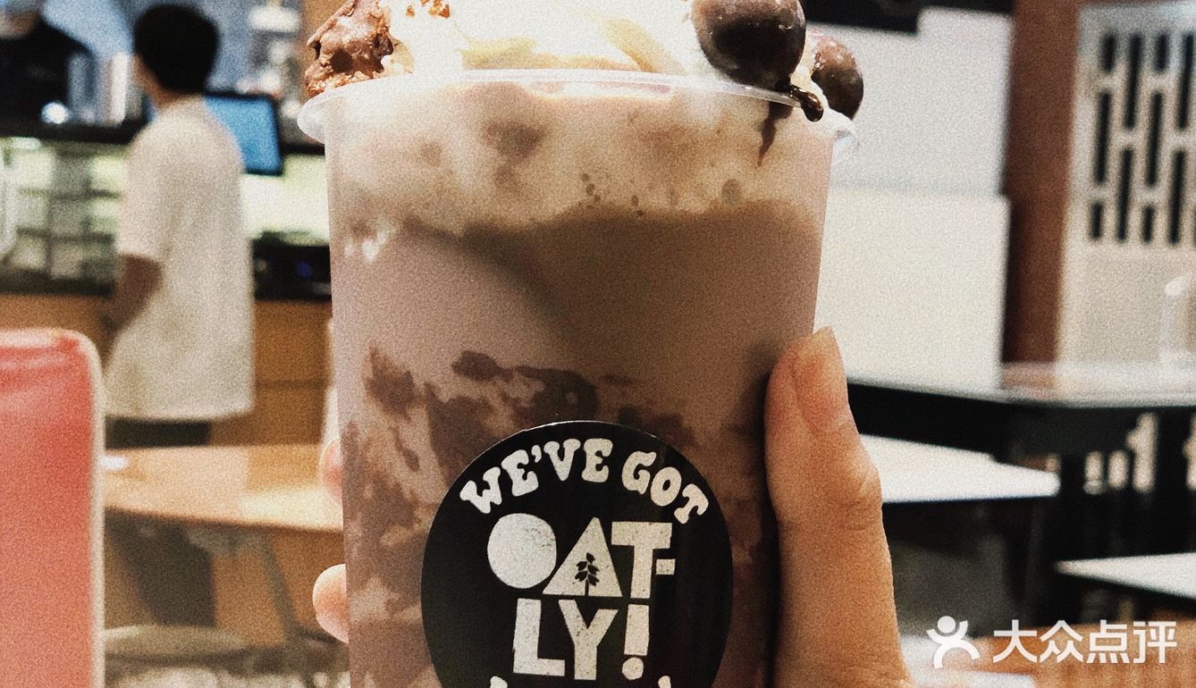 cici探店🍬港式复古巴士主题+Oalty联名冰室 