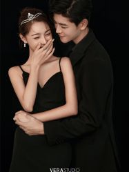 -至臻微拉婚纱摄影