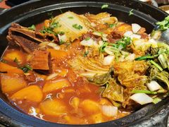 -闯关东牛排牛尾一锅香(龙源路店)