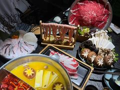 -湊湊火锅·茶憩(新中关购物中心店)