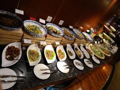 自助取餐区-汇泉王朝大饭店-旋转餐厅(南海路店)
