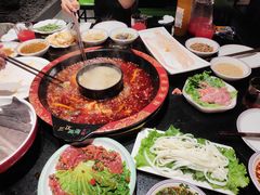 -三江两海老火锅(北京首店)