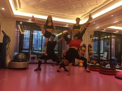 -思迈威健身(积玉桥万达店)