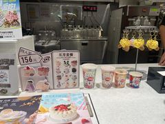 -DQ·蛋糕·冰淇淋(大宁国际商业广场店)