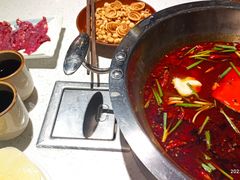 -贵府酸汤牛肉火锅·贵州老字号(飞山街店)