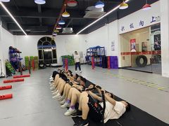 -巅峰减重高端减肥训练营(惠州店)