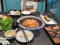-烤路里·韩国品质自助烤肉(石路天虹4号店)