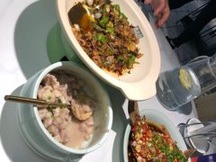 -费大厨辣椒炒肉(高铁吾悦广场店)