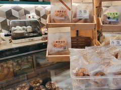 -莎琳娜食品有限公司·蛋糕店
