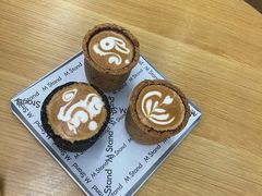 -M Stand(上海人民广场来福士店)