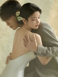 -樱花婚纱摄影