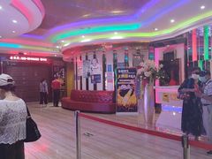 -名星会量贩式KTV旗舰店(盈熙广场店)