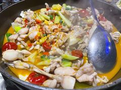 泡椒味牛蛙泡锅-蘭奢雅集·江浙菜(青山江滩店)