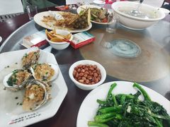 -岛中岛·海鲜大排档·万宁老字号(东澳店)