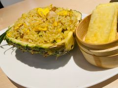 菠萝海鲜炒饭-避风塘(宝山万达店)