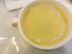 -丽莎沙拉轻食餐厅(国贸店)