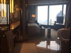 iphone_upload_pic-上海浦东丽思卡尔顿酒店