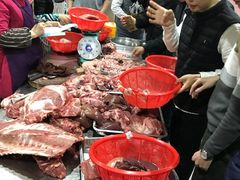 -标记美食新鲜猪杂(兴南大道店)