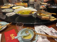 -川流不息·地道川菜·小龙虾(新松江路店)