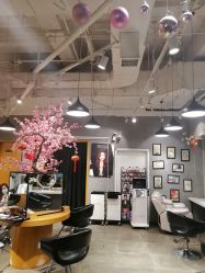 -时尚殿堂明星门店