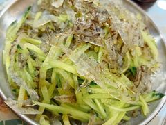爽拌鱼皮-阿金大白·上海菜馆(新天地店)