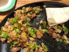 -塔哈尔·新疆盛宴(城西银泰店)