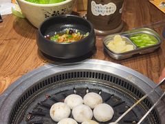 -明洞阿姨·韩式酱蟹烤肉·创意料理(三元桥店)