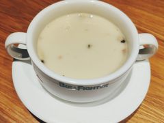 巧达蛤蜊浓汤-斗牛士牛排(南京东路店)