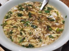 丈母娘疙瘩汤-蘇河湾·新鲁菜·泰山宴(宝龙店)